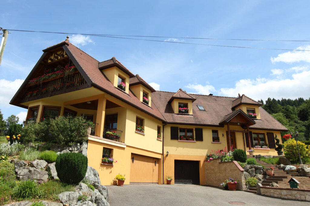 aménagement cour enrobée 