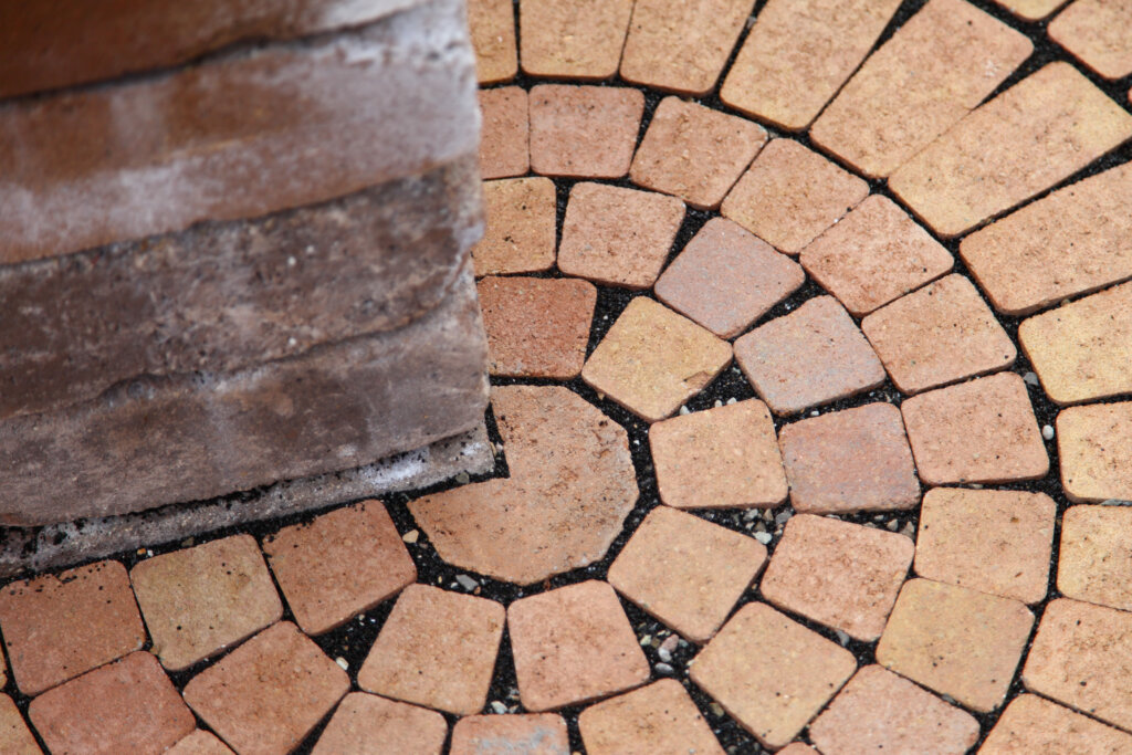 aménagement cour enrobée 
