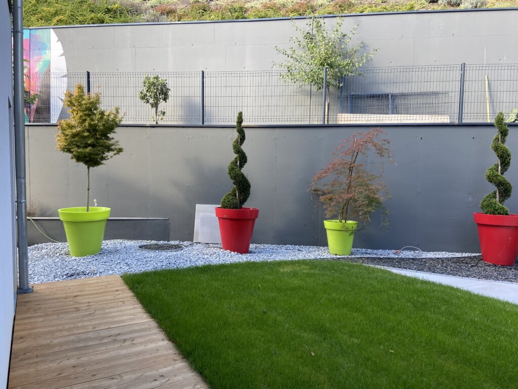 Création et aménagement de jardins et d'espaces verts